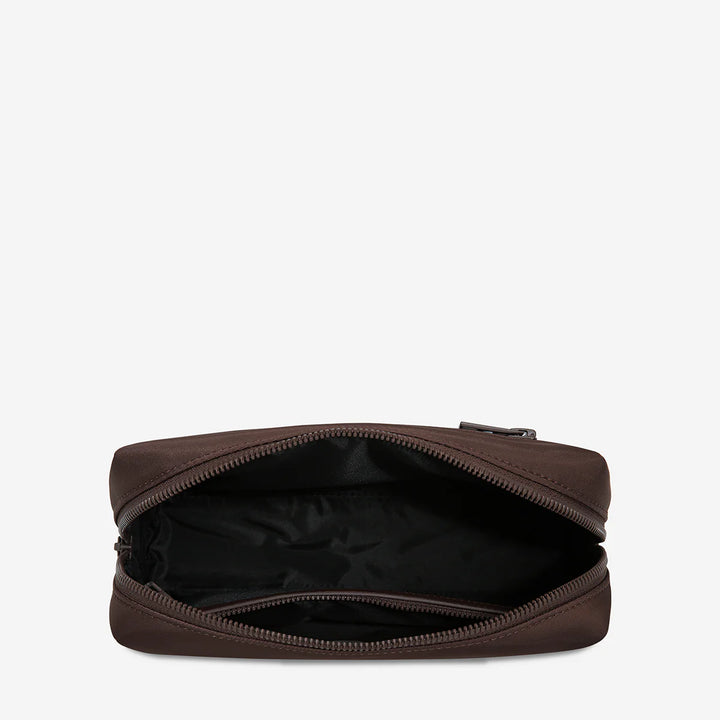 STATUS ANXIETY Womens Hunter Recycled Toiletry Bag Small - Truffle