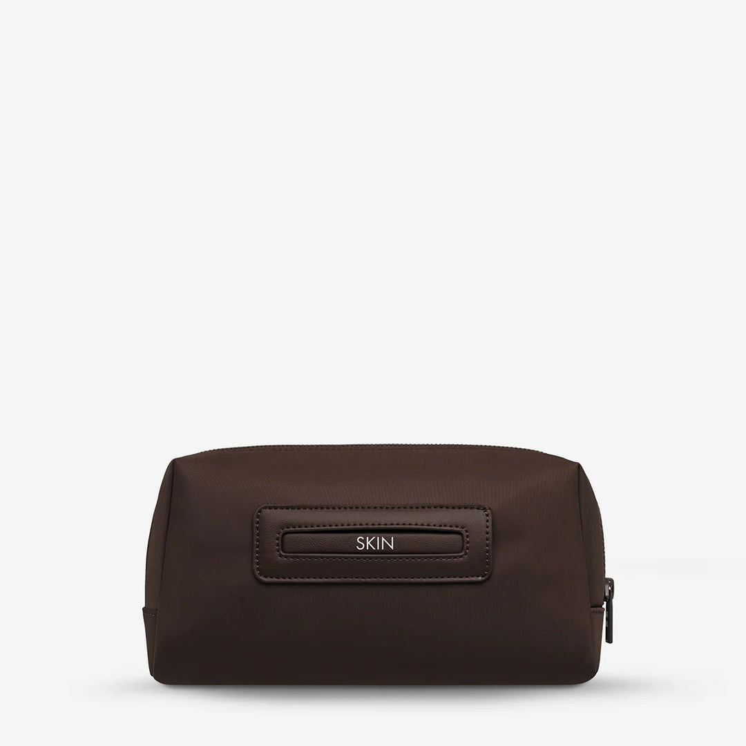 STATUS ANXIETY Womens Hunter Recycled Toiletry Bag Small - Truffle
