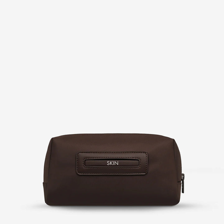 STATUS ANXIETY Womens Hunter Recycled Toiletry Bag Small - Truffle
