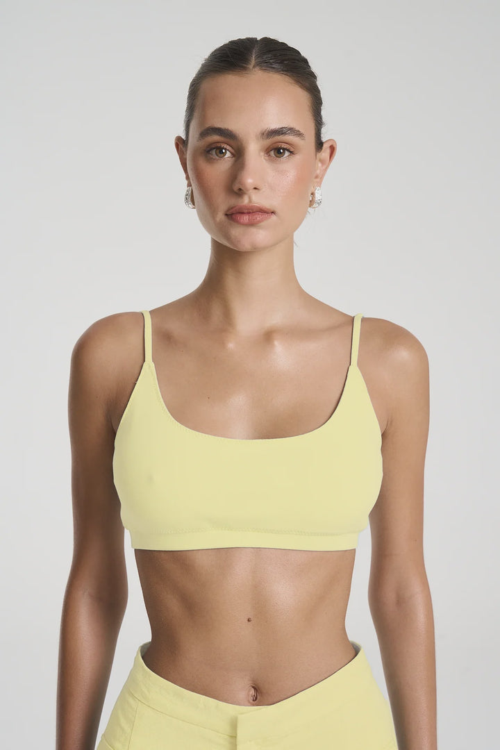 SUMMI SUMMI Womens Sports Crop Top in Lemon