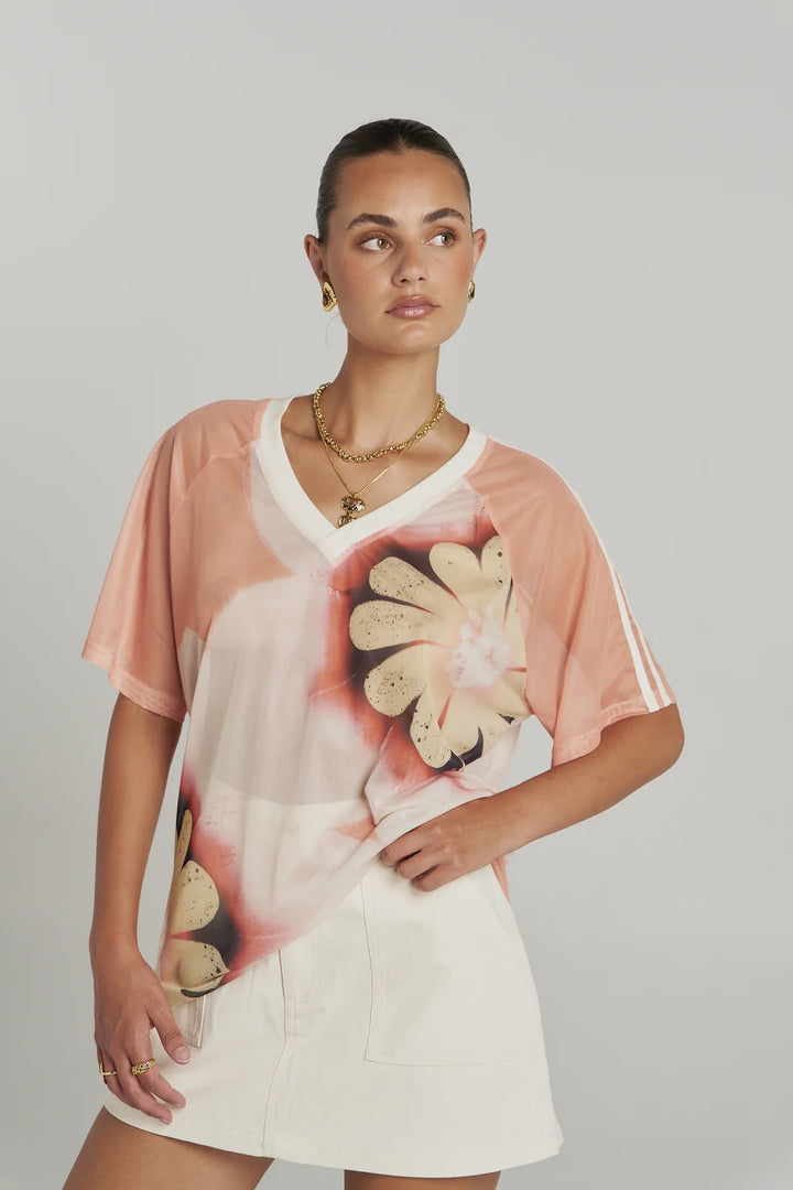 SUMMI SUMMI Womens Harlequin Mesh Tee in Harlequin Floral Print