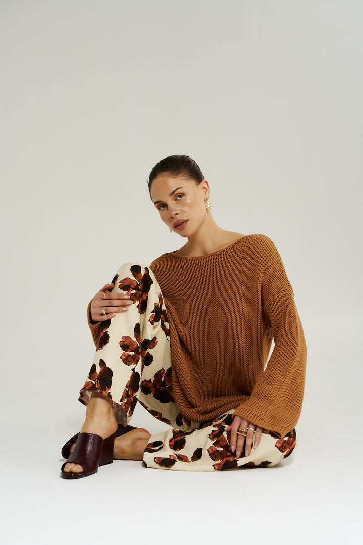 SUMMI SUMMI Womens Bell Long Sleeve Knit in Toffee, WOMENS KNITS & SWEATERS, SUMMI SUMMI, Elwood 101