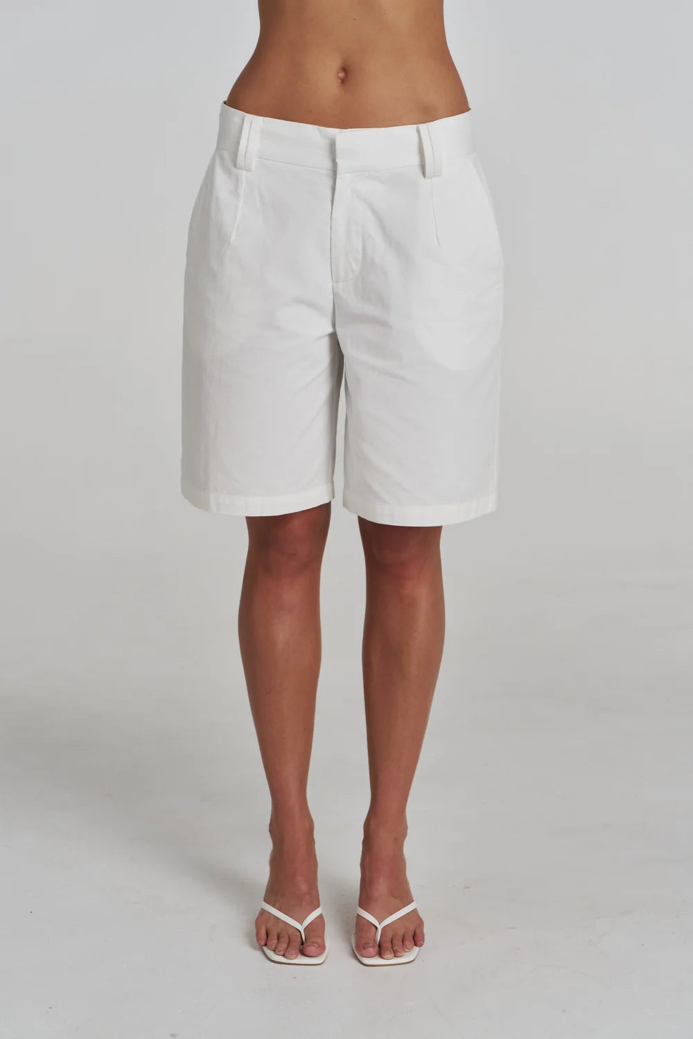 SUMMI SUMMI Womens Bermuda Short In Ivory