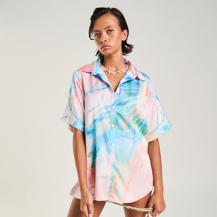SUMMI SUMMI Womens Button Up Shirt in Medusa Phase Print