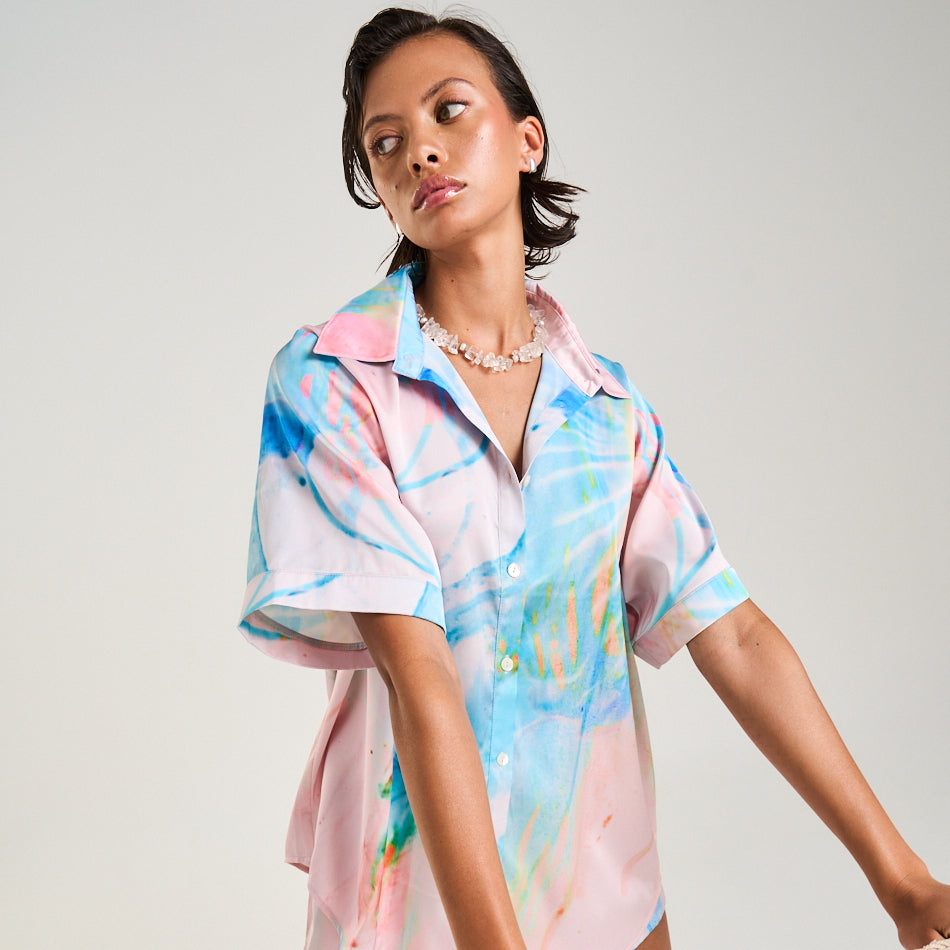SUMMI SUMMI Womens Button Up Shirt in Medusa Phase Print