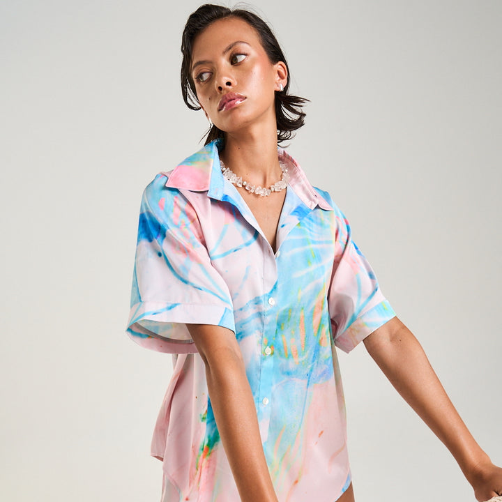SUMMI SUMMI Womens Button Up Shirt in Medusa Phase Print
