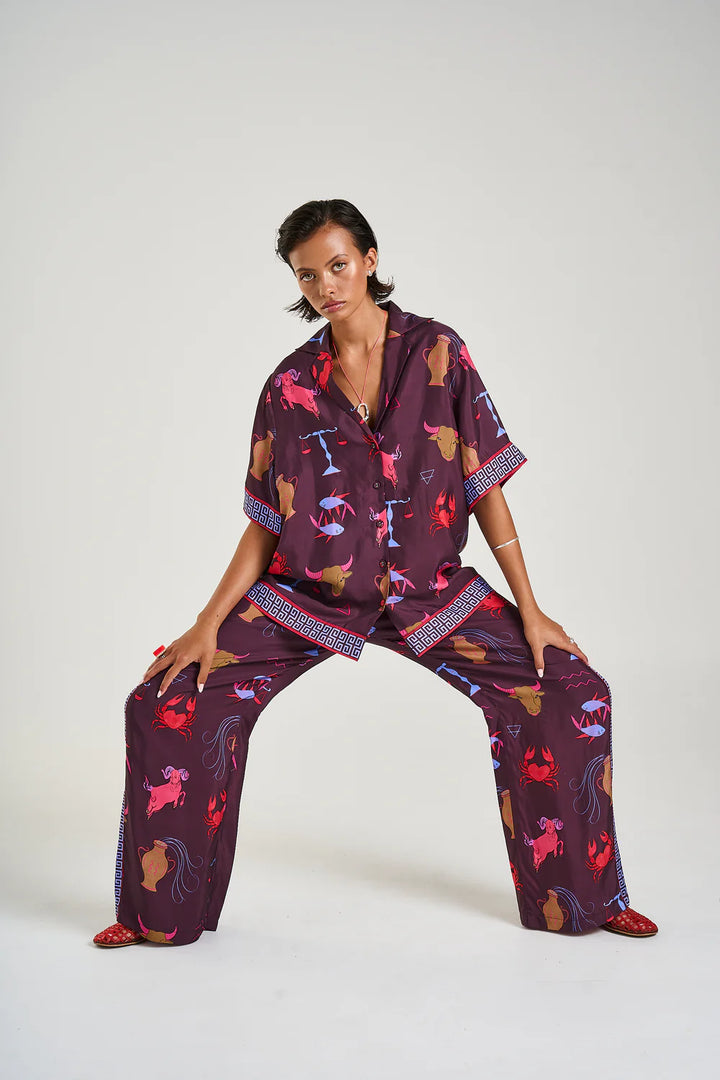 SUMMI SUMMI Womens Button Up Short Sleeve Shirt Zodiac
