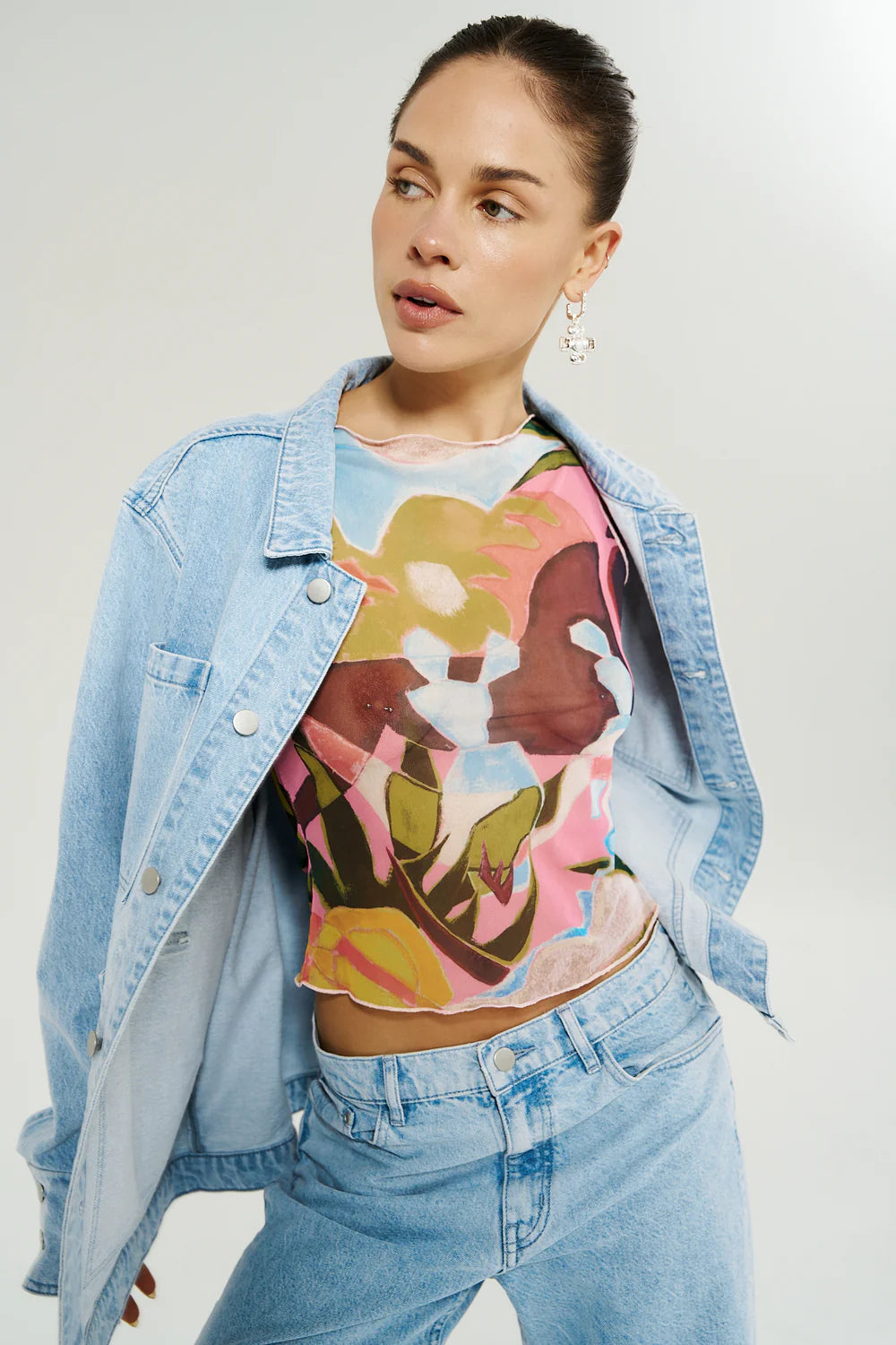 SUMMI SUMMI Womens Denim Jacket in Icel Denim, WOMENS COATS & JACKETS, SUMMI SUMMI, Elwood 101