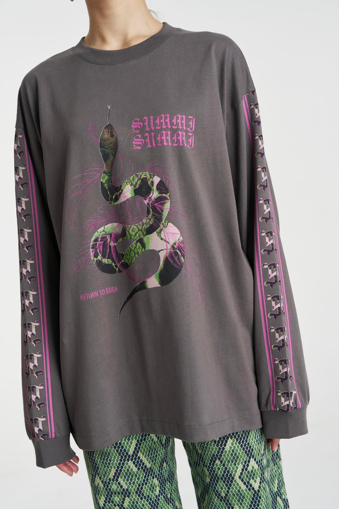 SUMMI SUMMI Womens Eden Long Sleeve Tee in Shadow, WOMENS TEES & TANKS, SUMMI SUMMI, Elwood 101