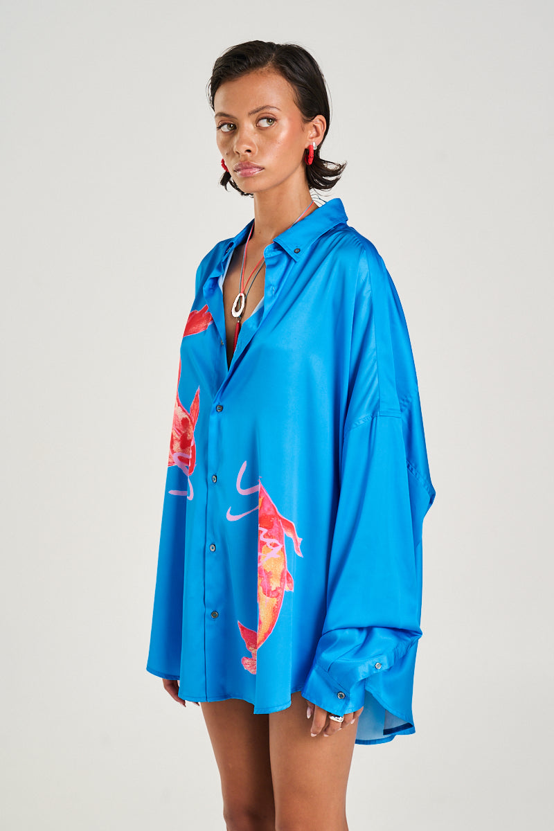 SUMMI SUMMI Womens Long Sleeve OS Shirt in Koi Print