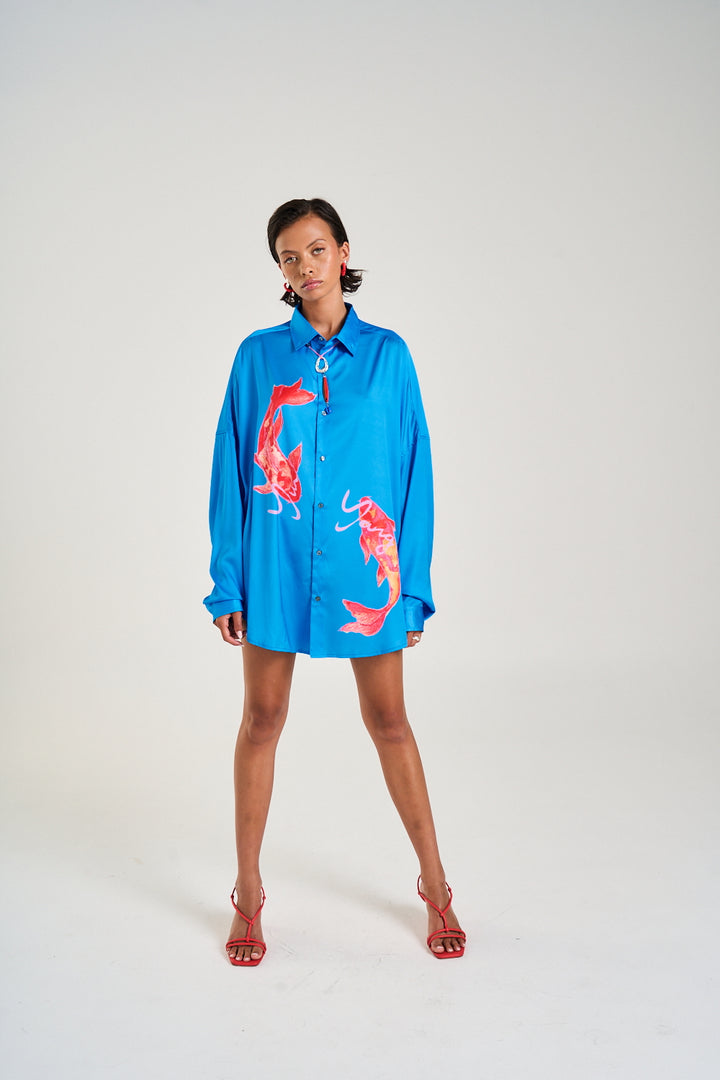 SUMMI SUMMI Womens Long Sleeve OS Shirt in Koi Print