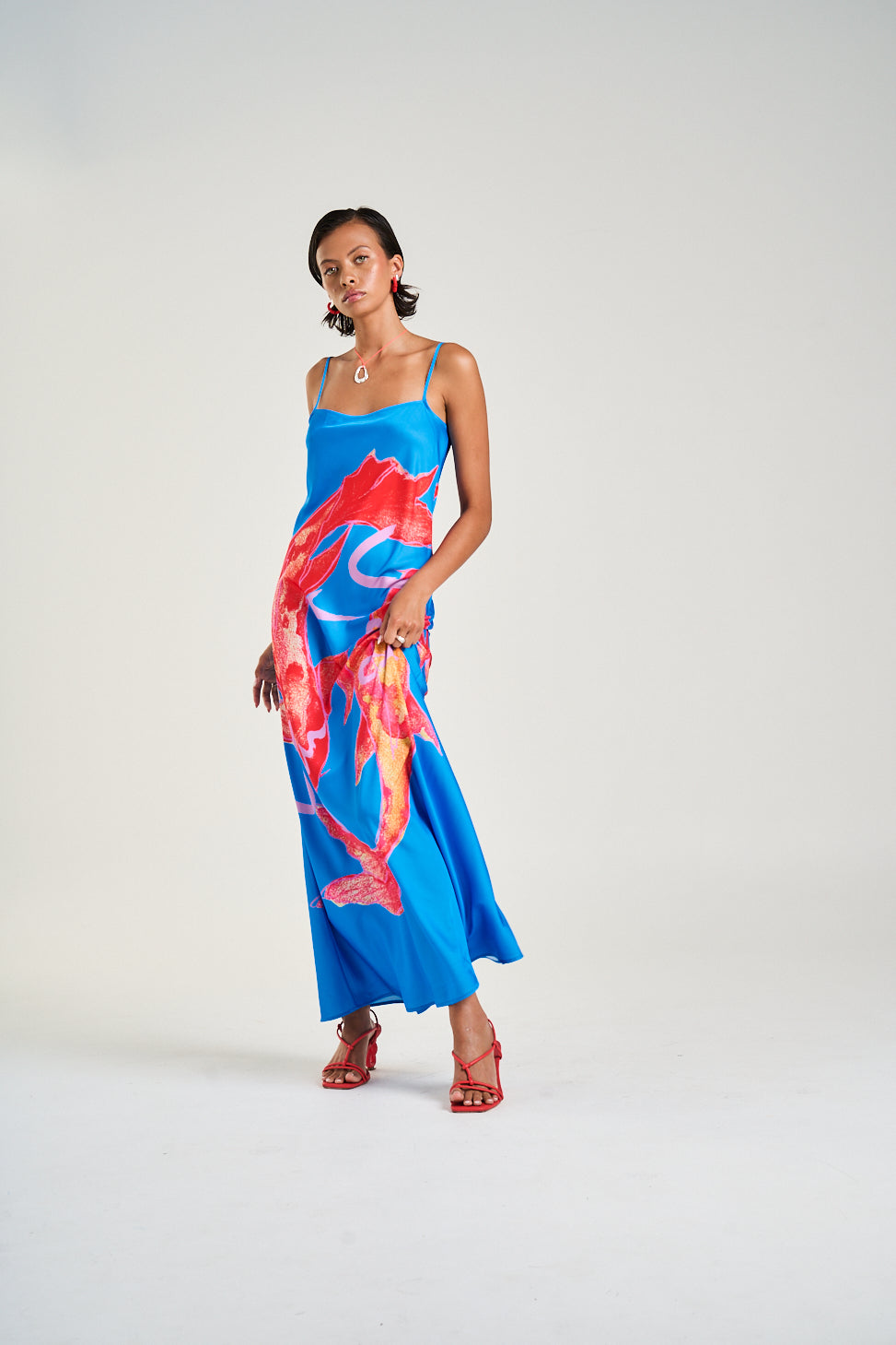SUMMI SUMMI Womens Luna Maxi Dress in Koi Print