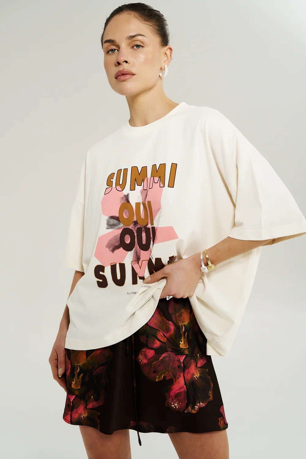 SUMMI SUMMI Womens Oui Oui Tee in Vintage White, WOMENS TEES & TANKS, SUMMI SUMMI, Elwood 101