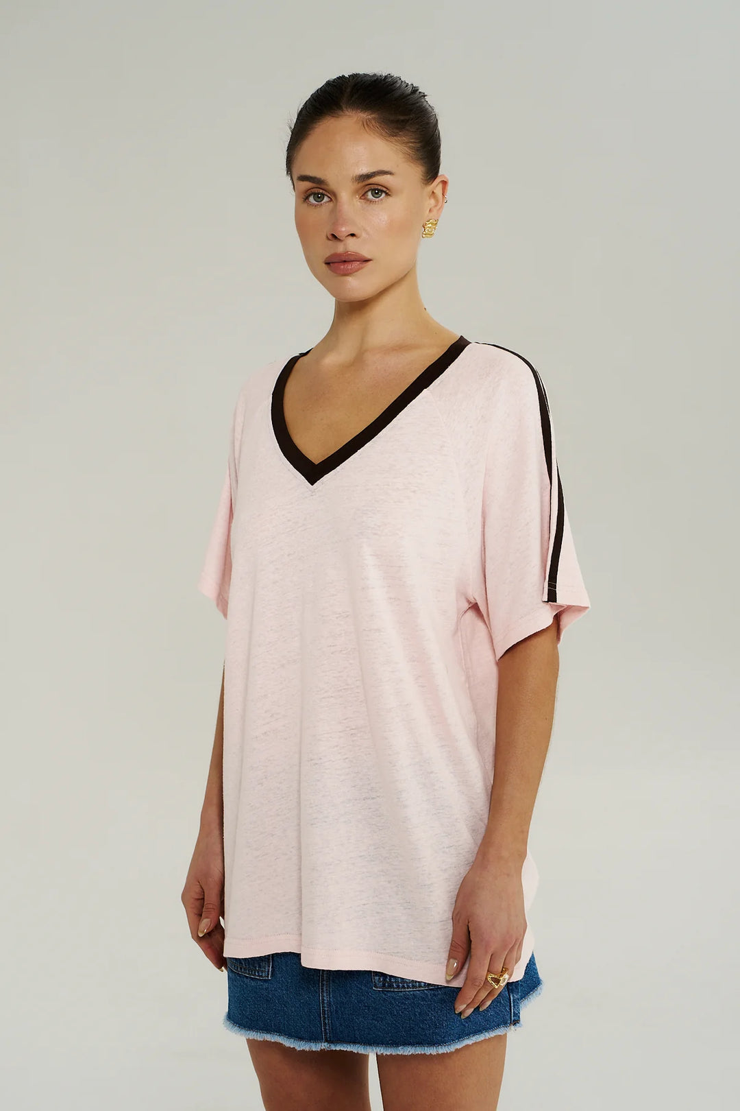 SUMMI SUMMI Womens V Neck Jersey Tee in Dusty Rose, WOMENS TEES & TANKS, SUMMI SUMMI, Elwood 101