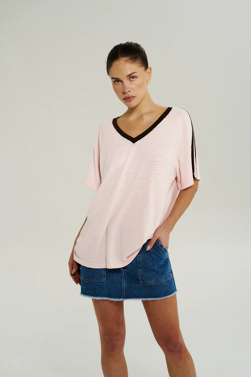 SUMMI SUMMI Womens V Neck Jersey Tee in Dusty Rose, WOMENS TEES & TANKS, SUMMI SUMMI, Elwood 101