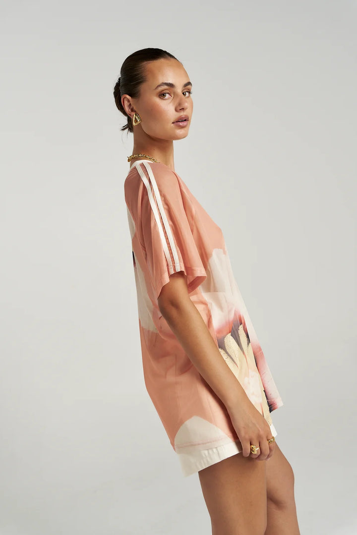 SUMMI SUMMI Womens Harlequin Mesh Tee in Harlequin Floral Print