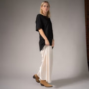 THE LAUNDRY ROOM Womens Essentials Oversized Tee in Black