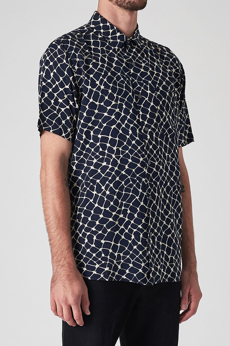 Neuw MENS WEB SHORT SLEEVE SHIRT NAVY, MENS SHIRTS, NEUW, Elwood 101