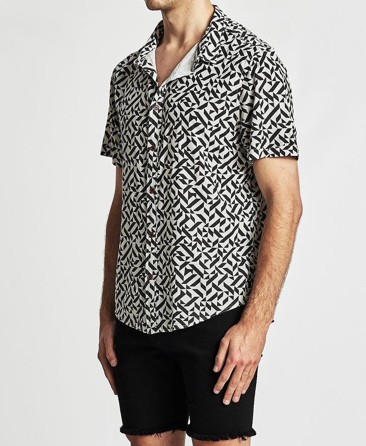 Nena Pasadena MENS HYPNOTIZE SHORT SLEEVE PARTY SHIRT BLACK-WHITE, MENS SHIRTS, NENA PASADENA, Elwood 101